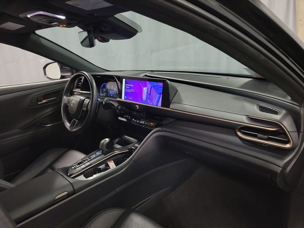 2025 Toyota Crown Signia XLE