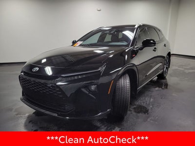 2025 Toyota Crown Signia XLE