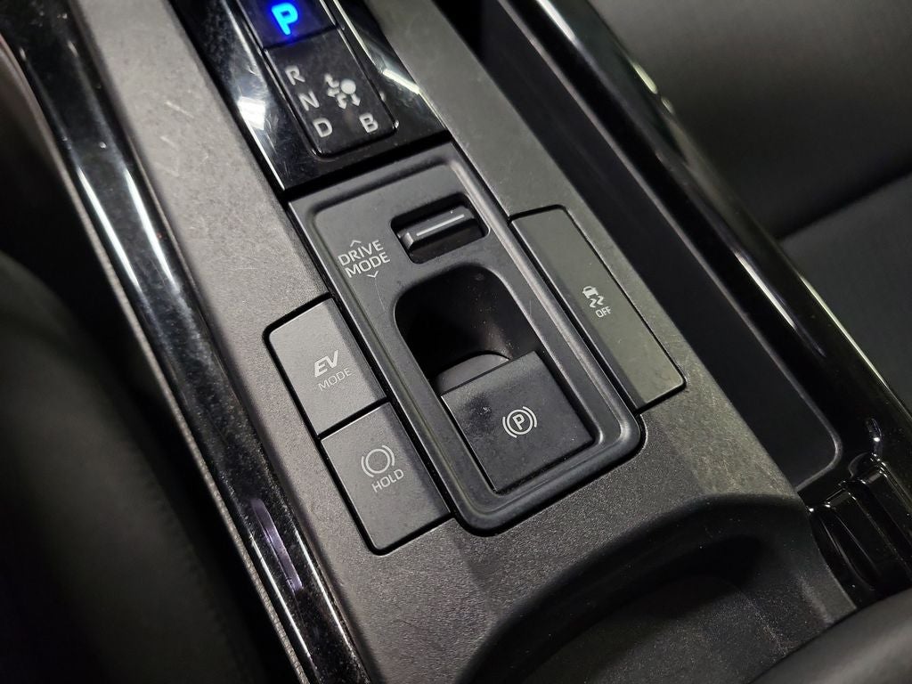 2024 Toyota Prius LE