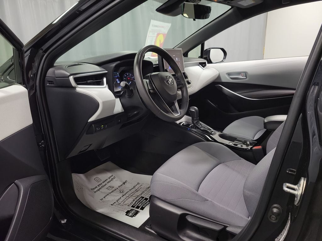 2025 Toyota Corolla Hybrid SE