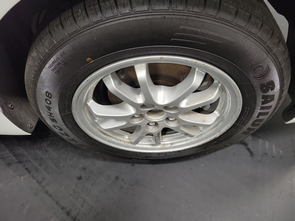 2022 Toyota Prius LE