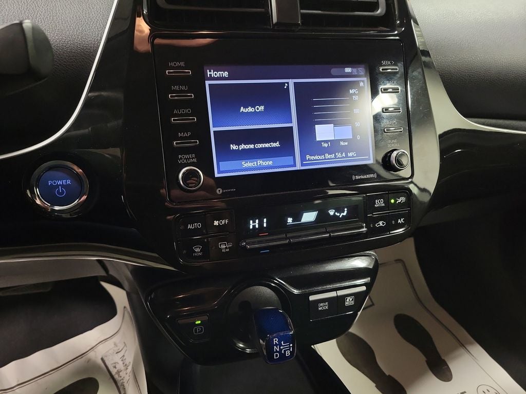 2022 Toyota Prius LE