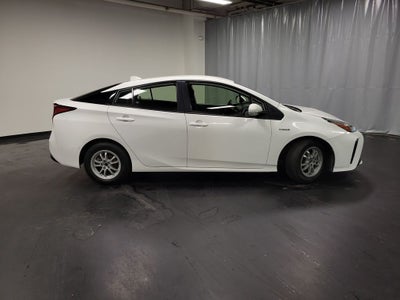 2022 Toyota Prius LE