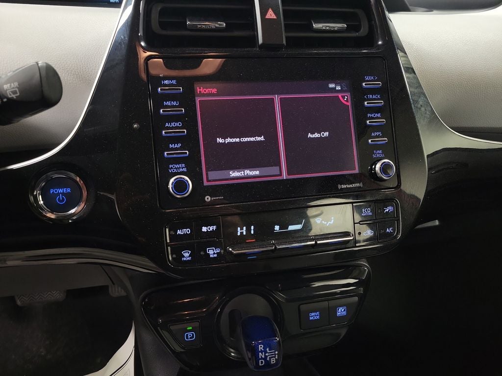 2022 Toyota Prius LE