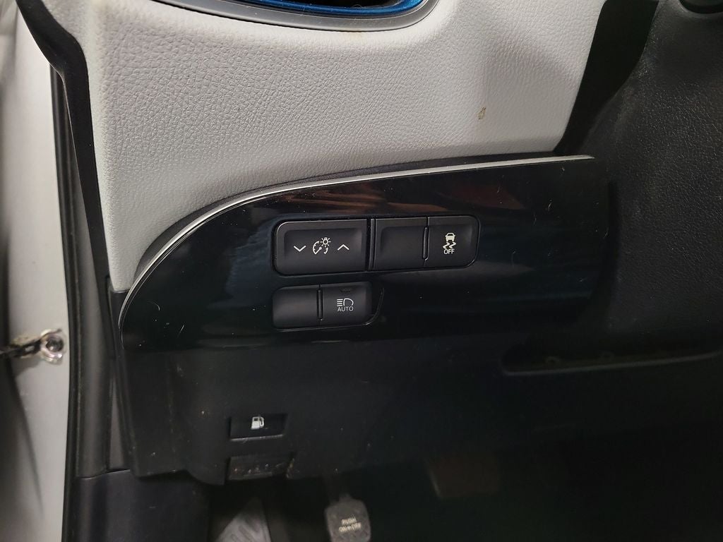 2017 Toyota Prius Three
