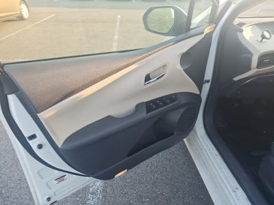 2016 Toyota Prius Two