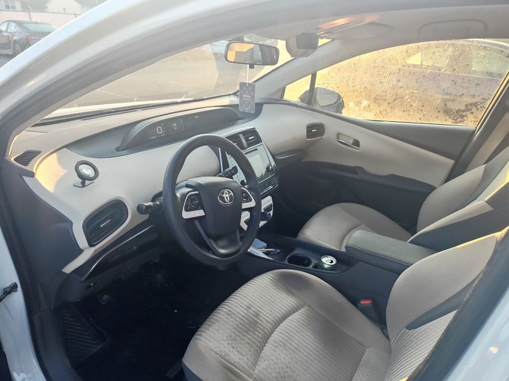 2016 Toyota Prius Two