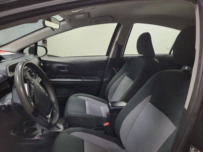 2019 Toyota Prius c LE