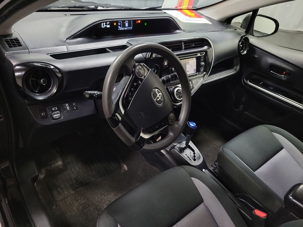 2019 Toyota Prius c LE