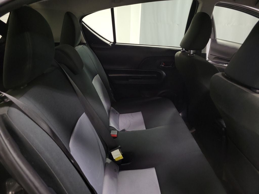 2019 Toyota Prius c LE