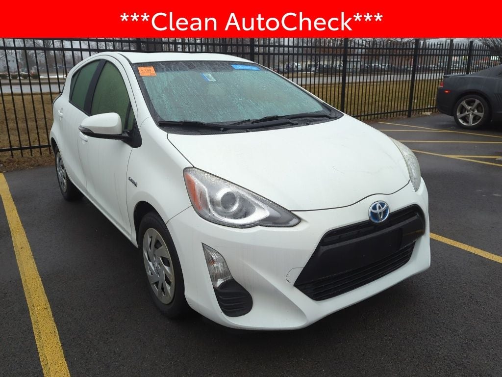 2016 Toyota Prius c Two