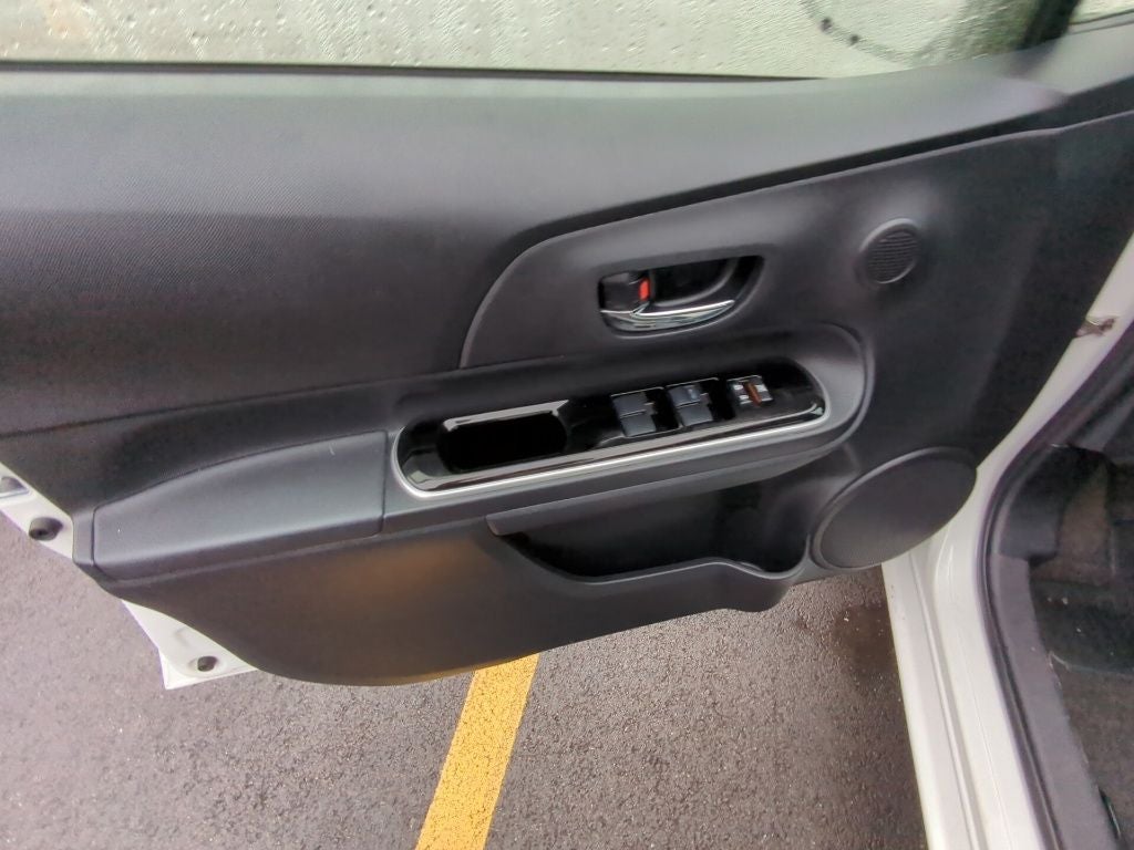 2016 Toyota Prius c Two