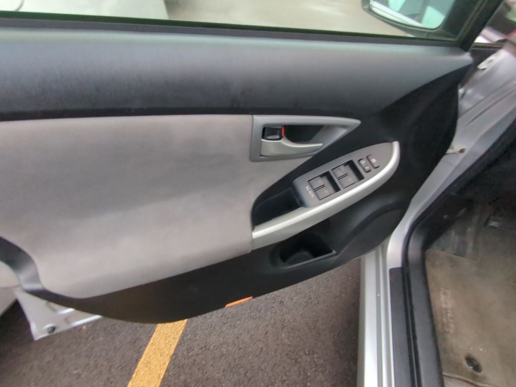 2013 Toyota Prius Plug-in Base