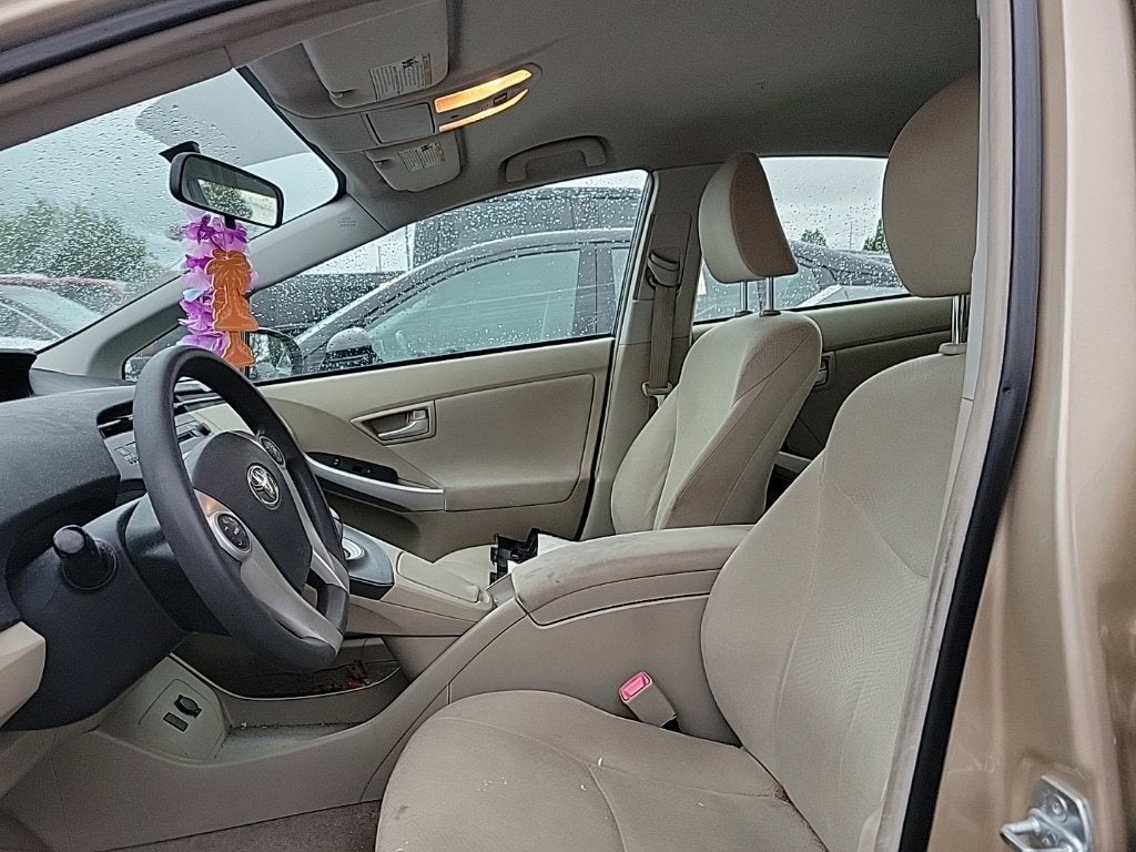 2010 Toyota Prius II