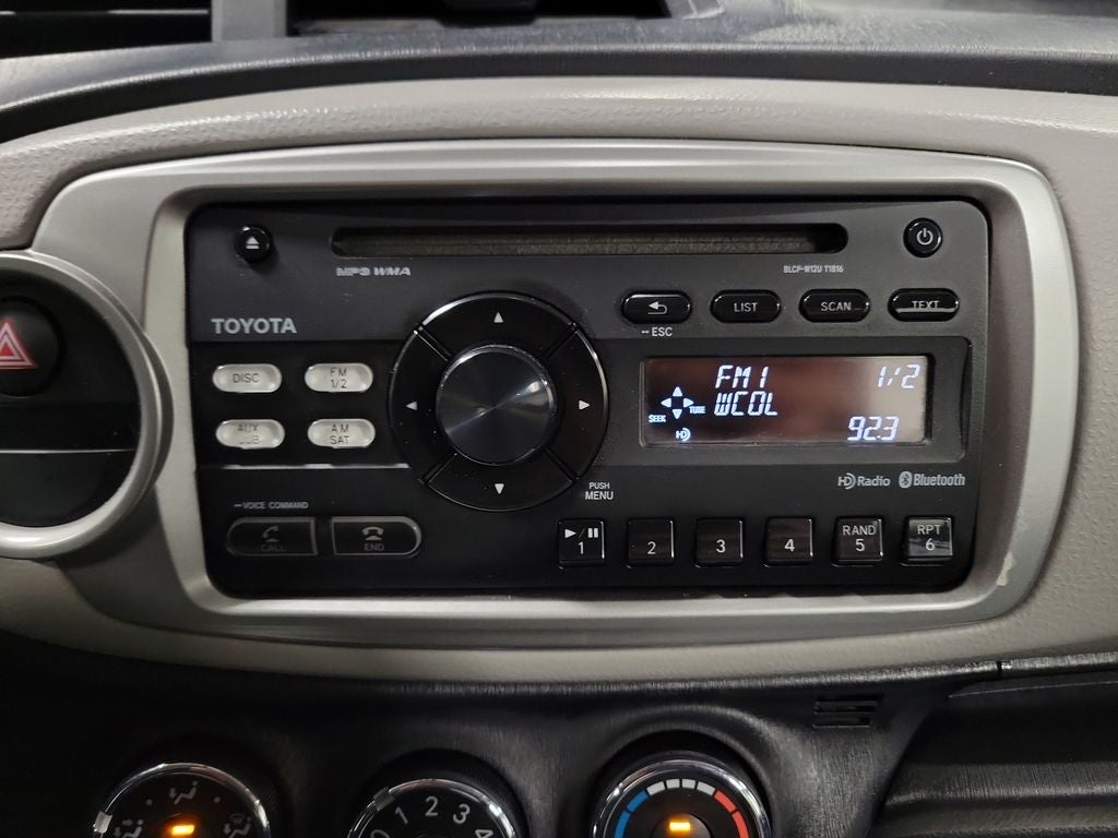 2012 Toyota Yaris LE