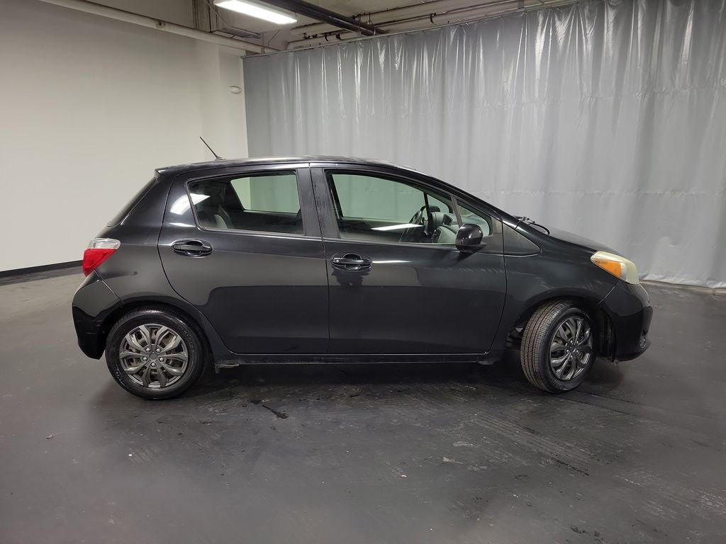 2012 Toyota Yaris LE