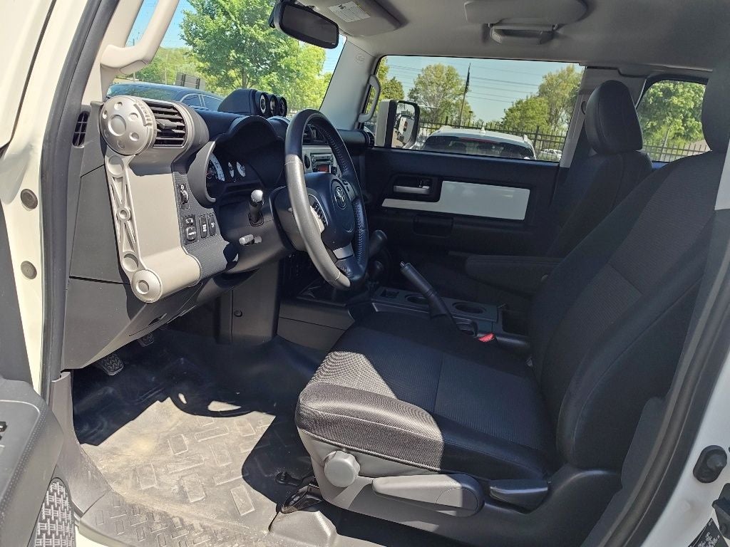 2014 Toyota FJ Cruiser Base
