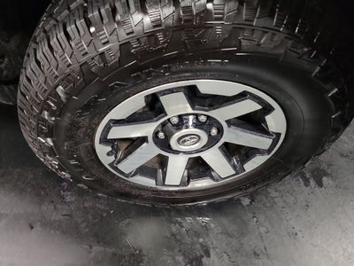 2022 Toyota 4Runner TRD Off-Road