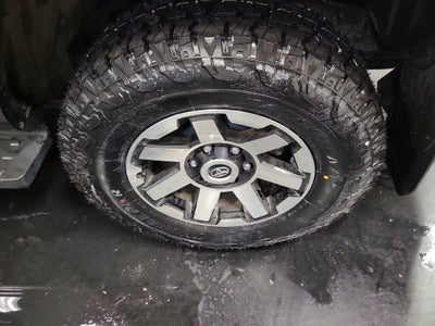 2022 Toyota 4Runner TRD Off-Road