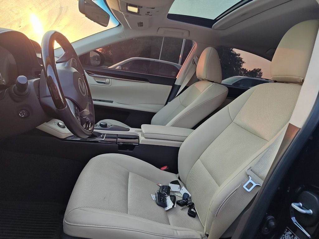 2016 Lexus ES 350
