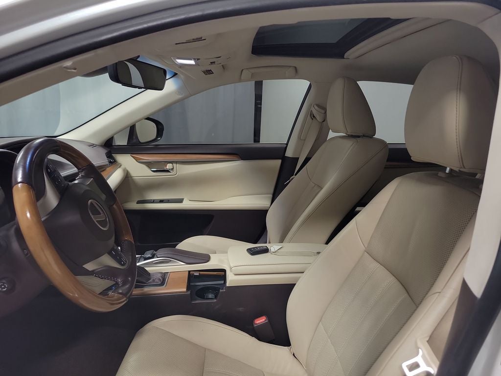 2018 Lexus ES 300h