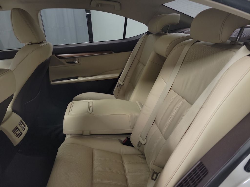 2018 Lexus ES 300h