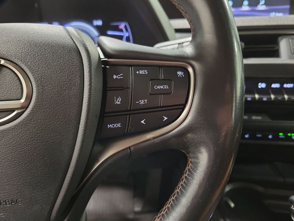 2019 Lexus UX 250h Base