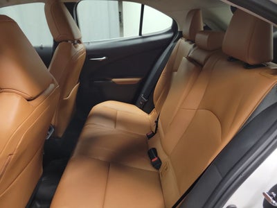 2019 Lexus UX 250h Base