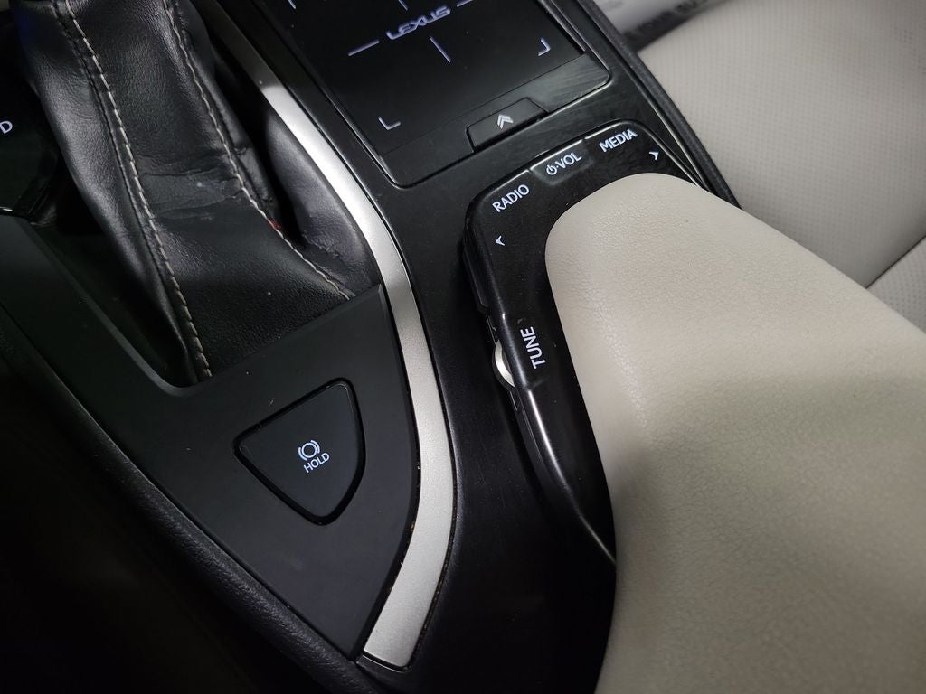 2019 Lexus UX 200 Base