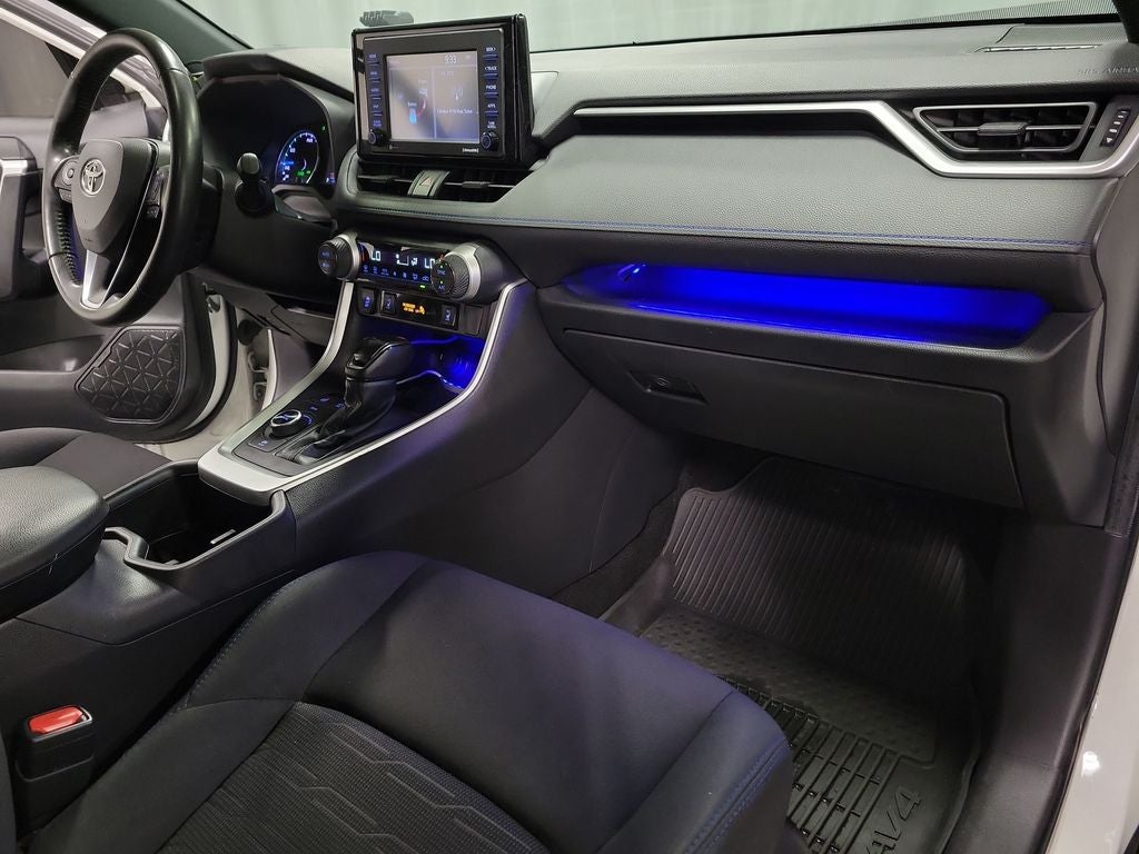2022 Toyota RAV4 Hybrid SE