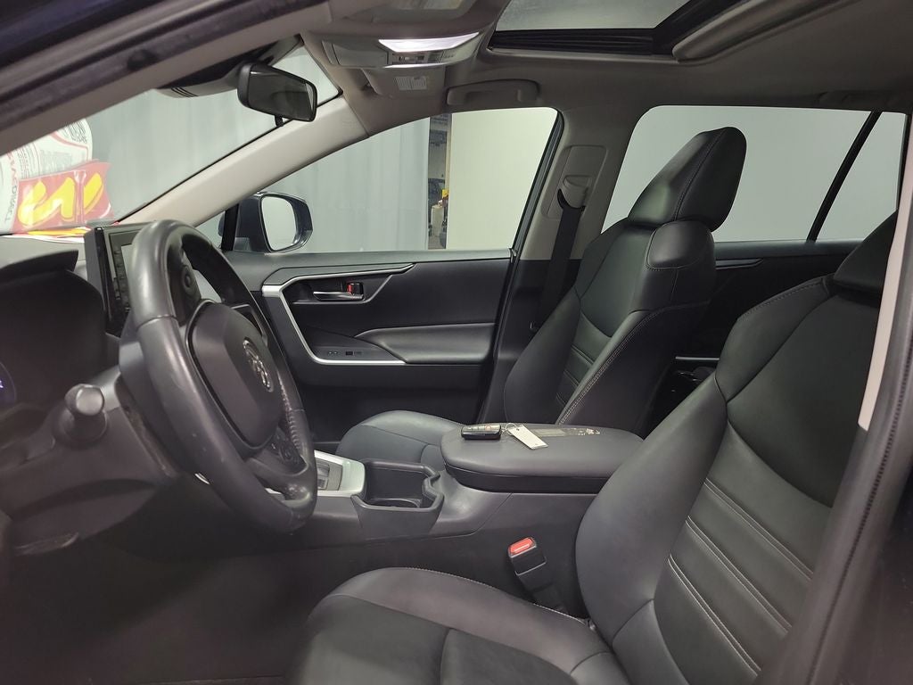 2022 Toyota RAV4 XLE Premium