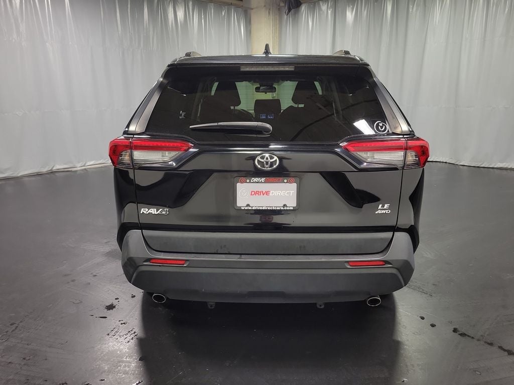 2019 Toyota RAV4 LE