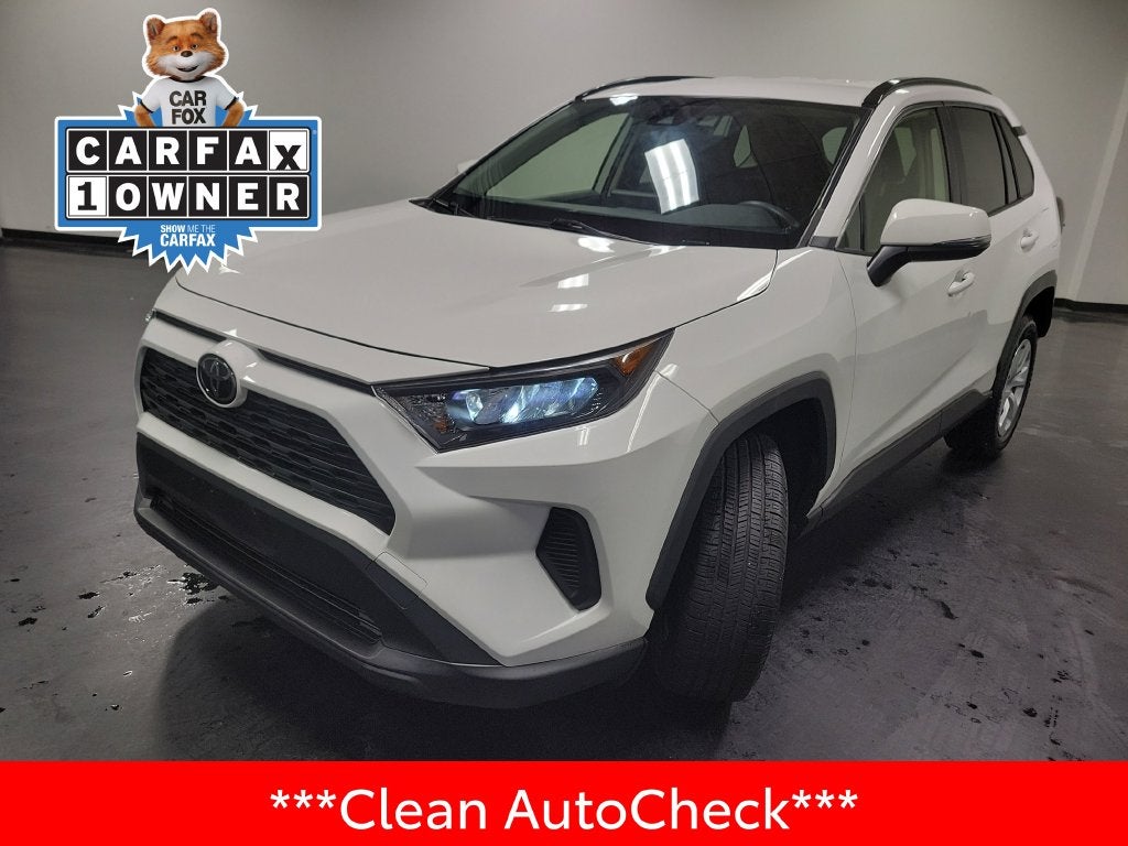 2019 Toyota RAV4 LE