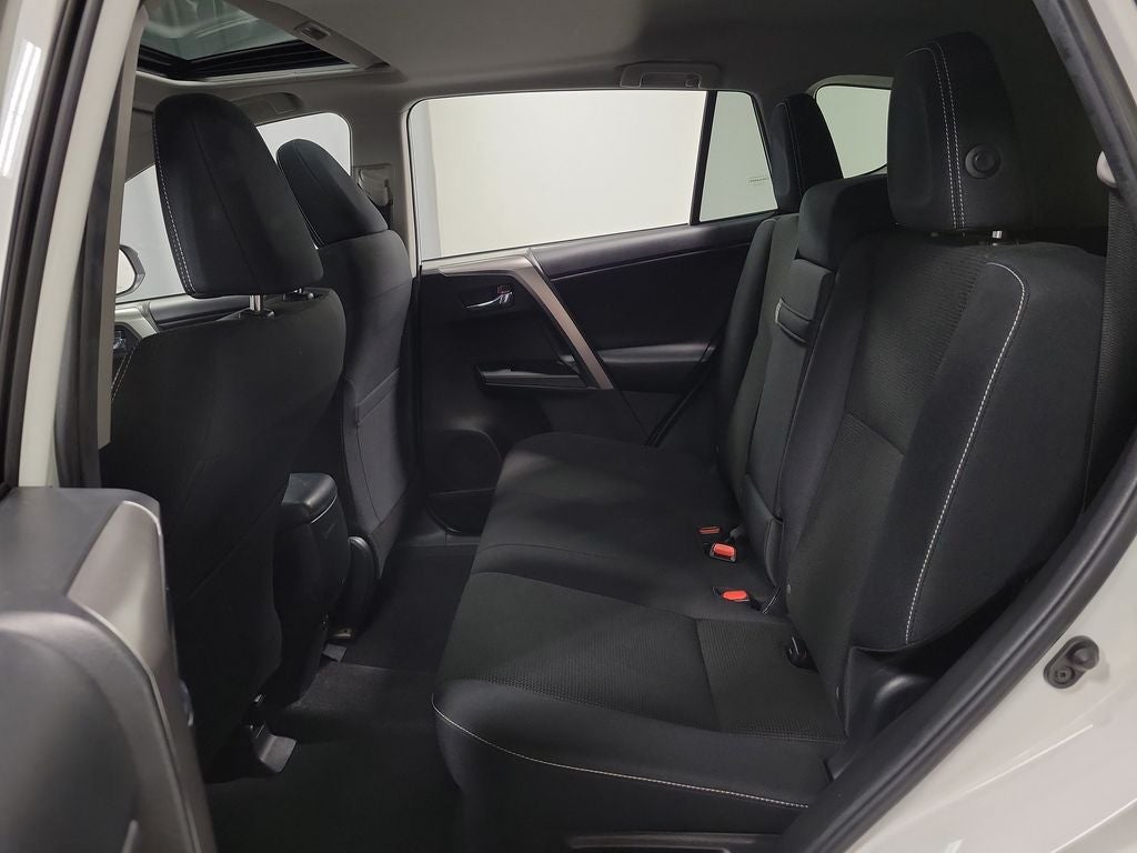 2017 Toyota RAV4 Hybrid XLE