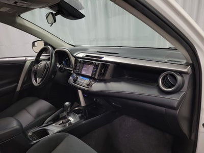 2017 Toyota RAV4 Hybrid XLE
