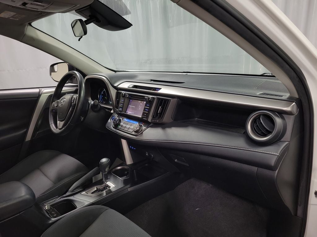 2017 Toyota RAV4 Hybrid XLE