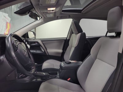 2017 Toyota RAV4 Hybrid XLE