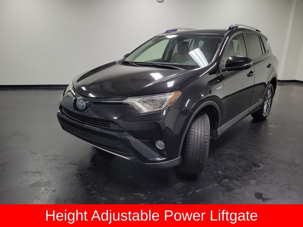 2017 Toyota RAV4 Hybrid XLE