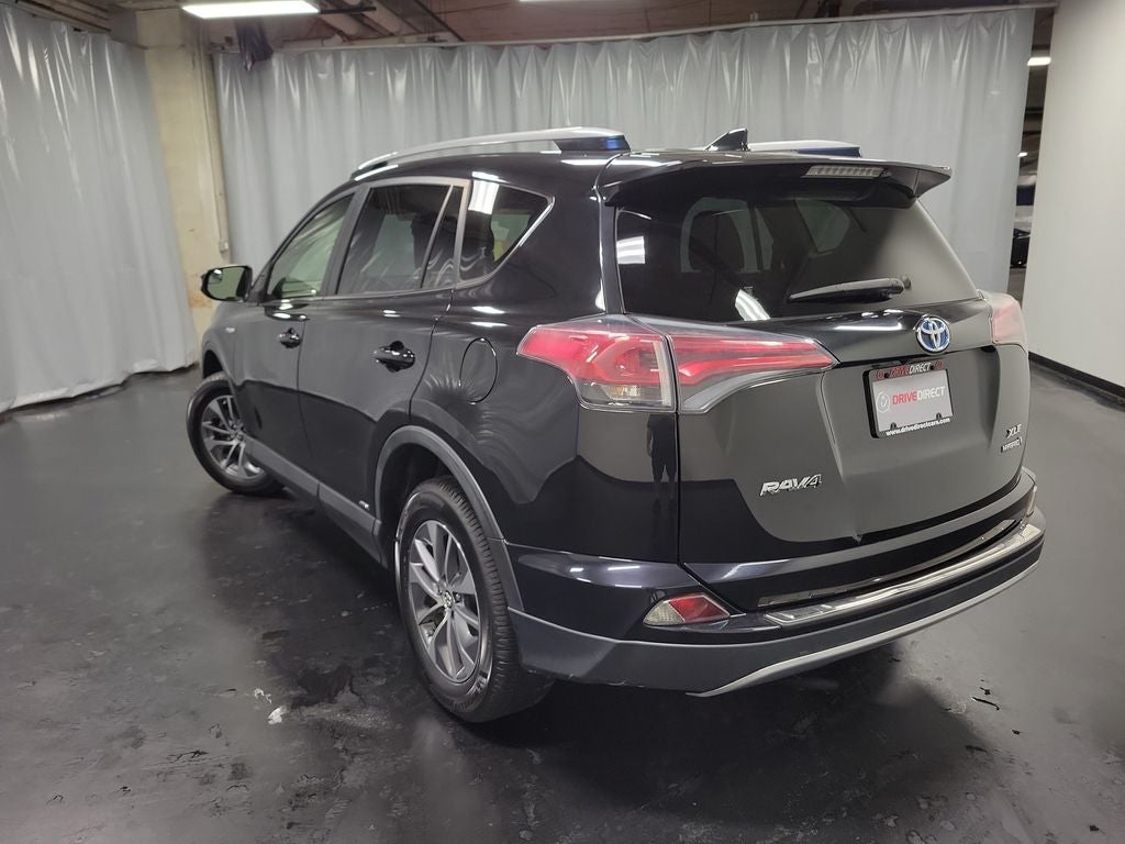 2017 Toyota RAV4 Hybrid XLE