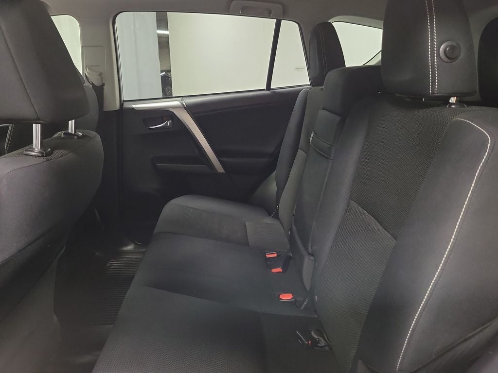 2017 Toyota RAV4 Hybrid XLE