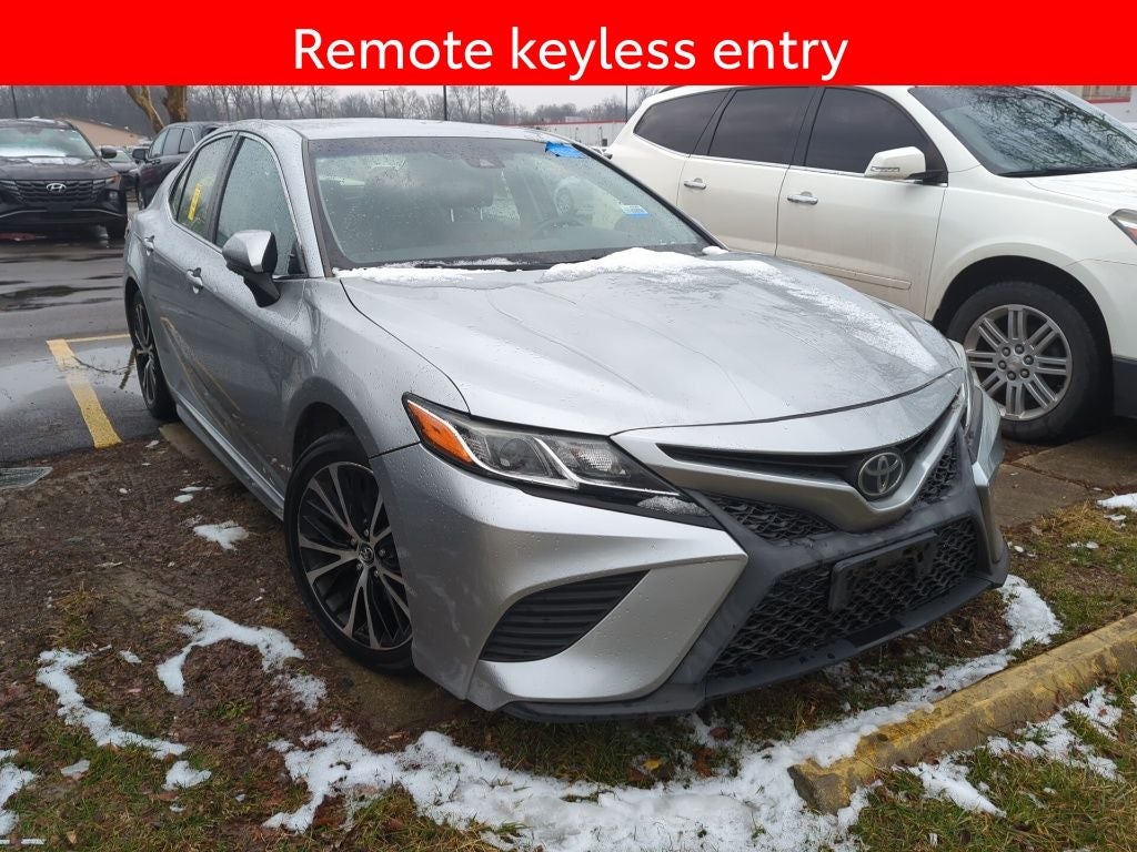 2018 Toyota Camry SE
