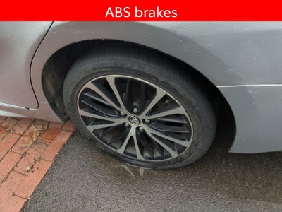 2018 Toyota Camry SE