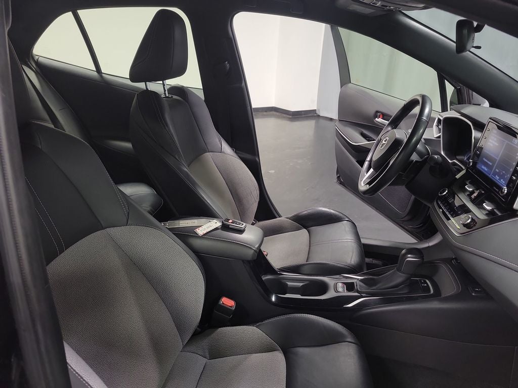 2021 Toyota Corolla Hatchback XSE