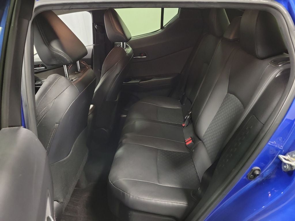 2021 Toyota C-HR XLE