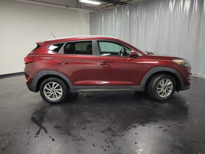 2016 Hyundai Tucson SE