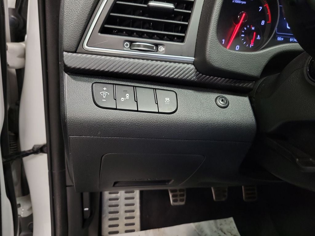 2018 Hyundai Elantra Sport