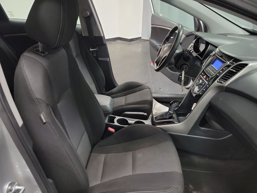 2016 Hyundai Elantra GT Base