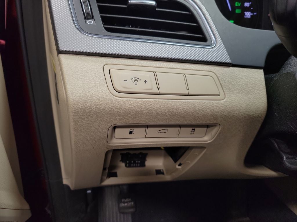2016 Hyundai Sonata Hybrid SE