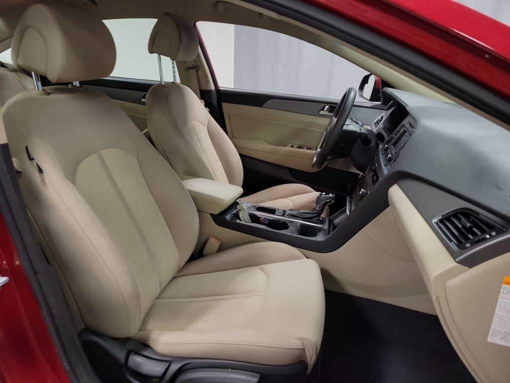 2016 Hyundai Sonata Hybrid SE