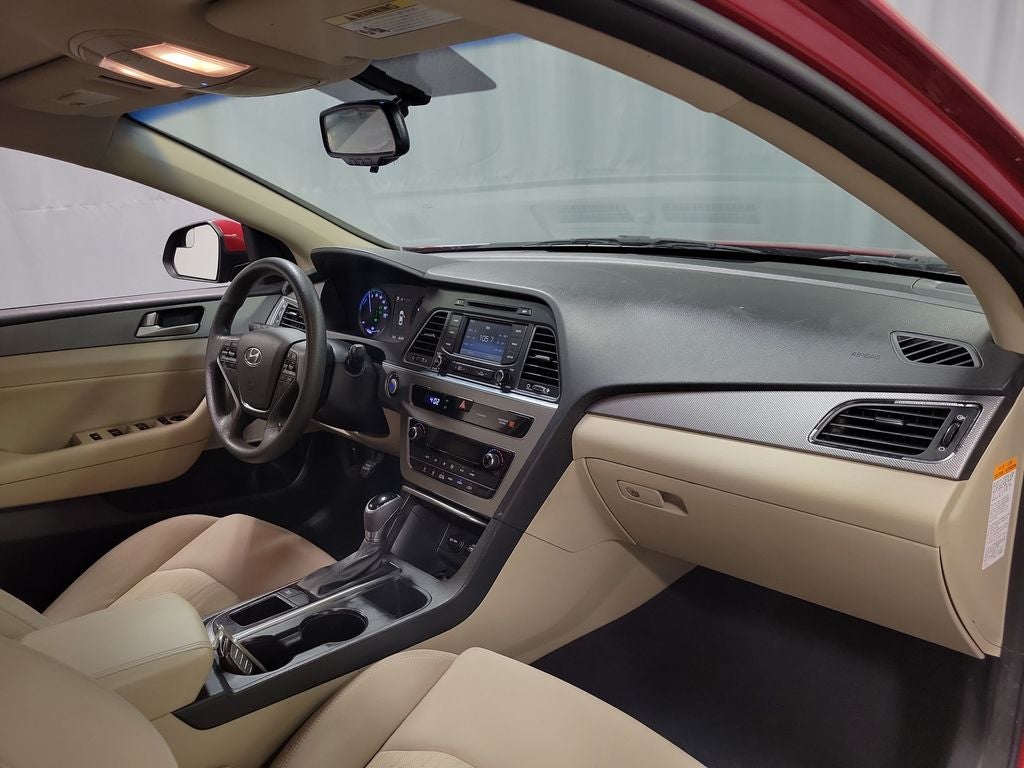 2016 Hyundai Sonata Hybrid SE